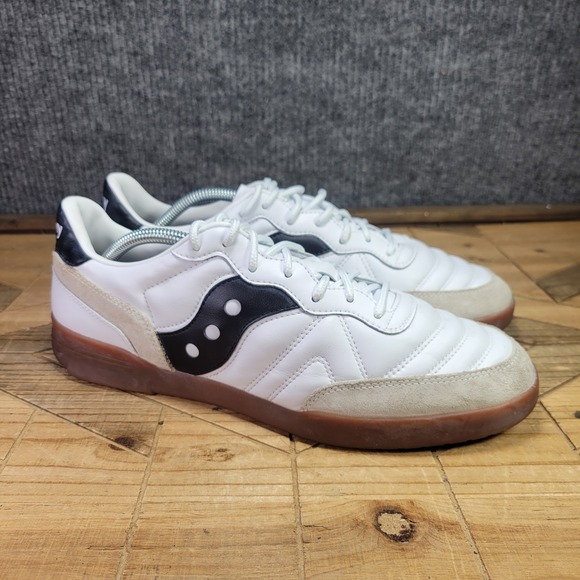 Saucony Other - Saucony‎ 586i Men's 11 White Black Gum Leather Casual Sneakers Shoes S70982-21